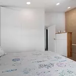 Enora Villa *