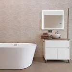 Enora Villa *