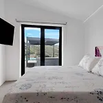 Enora * Las Palmas