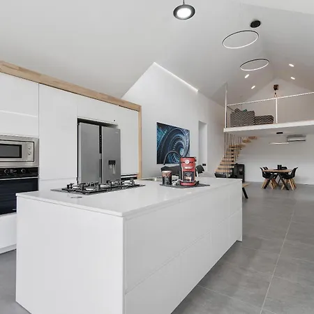 Enora Villa
